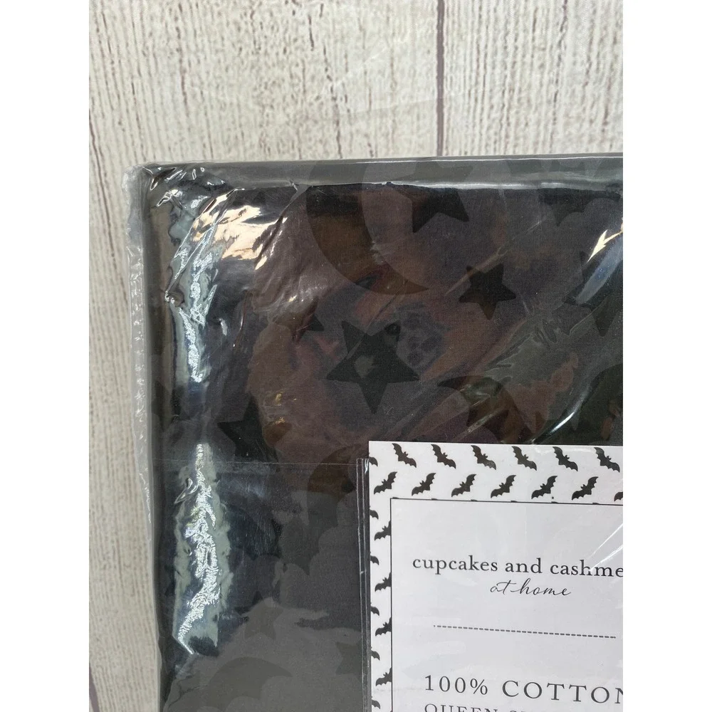 cupcakes & cashmere indulge spooky